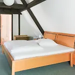 Doernersches Haus 3*