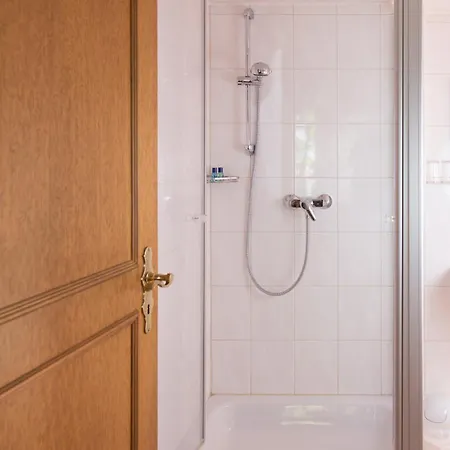 Doernersches Haus Отель 3*