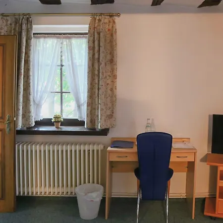 Отель Doernersches Haus Вальдорф